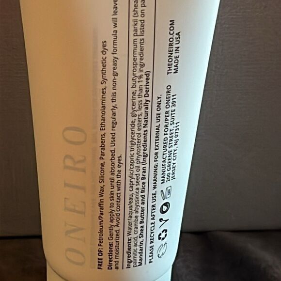 ONEIRO SUNCHASERS Body milk, hydrate and moisturize 3FLOZ/90 ML - Picture 4 of 4